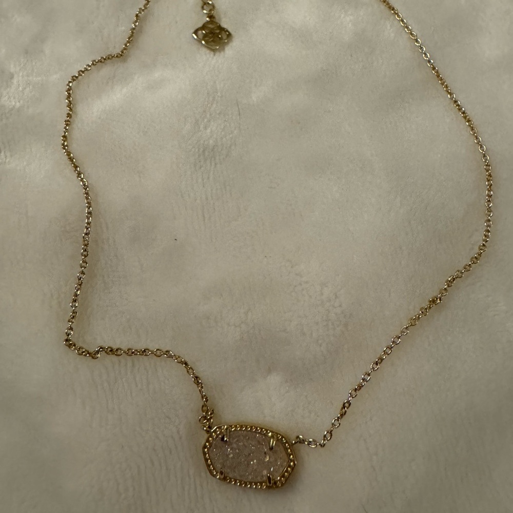 Kendra Scott Elisa Gold Statement Short Pendant Necklace in Iridescent Drusy